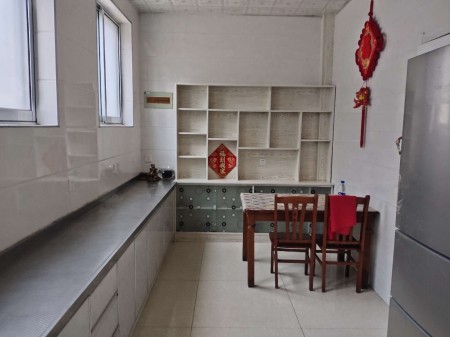 马山路独门独院，上下2层，大产权